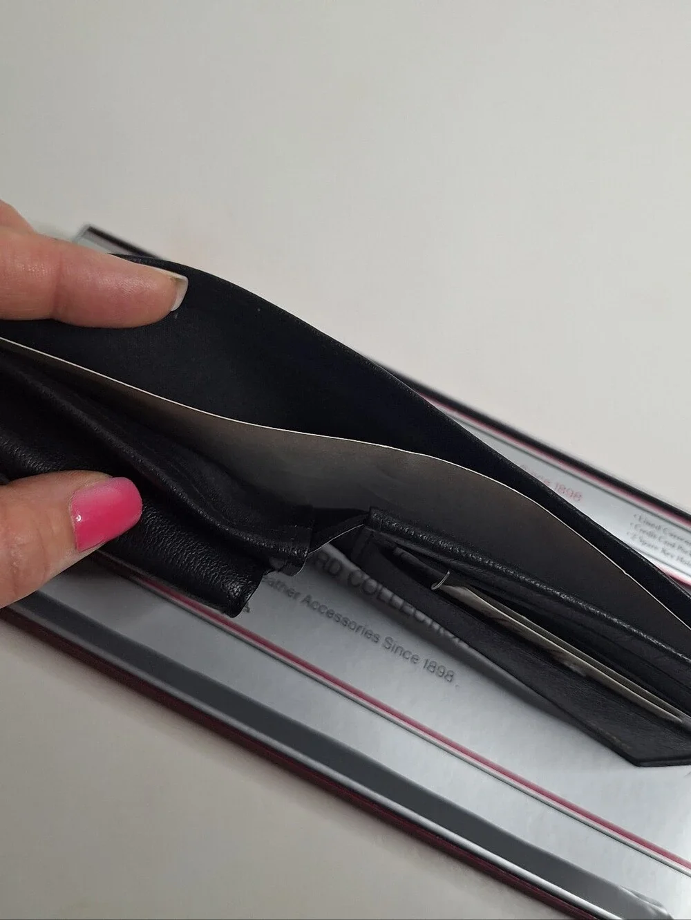 Buxton Genuine Leather Credit Card Billfold Wallet Black Milled Leather NEW